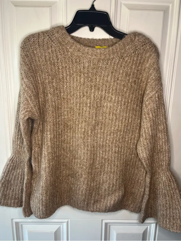 Roller Rabbit wool merino blend bell sleeve sweater in tan brown xs/s women’s - Image 5