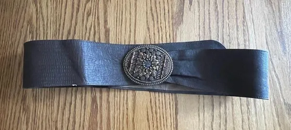 Chico’s Vintage Bead And Wood Buckle Waist Belt 40” - Image 9