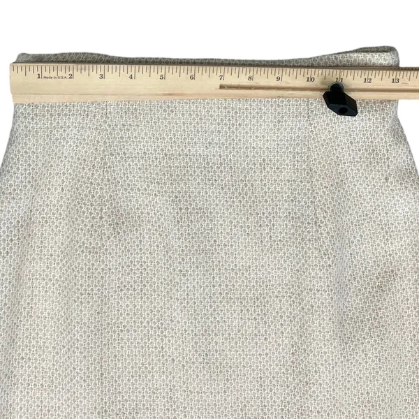Bosch White Beige Cream Gold Button Luxury Regal Tweed Skirt Suit size 6 / L - Image 5