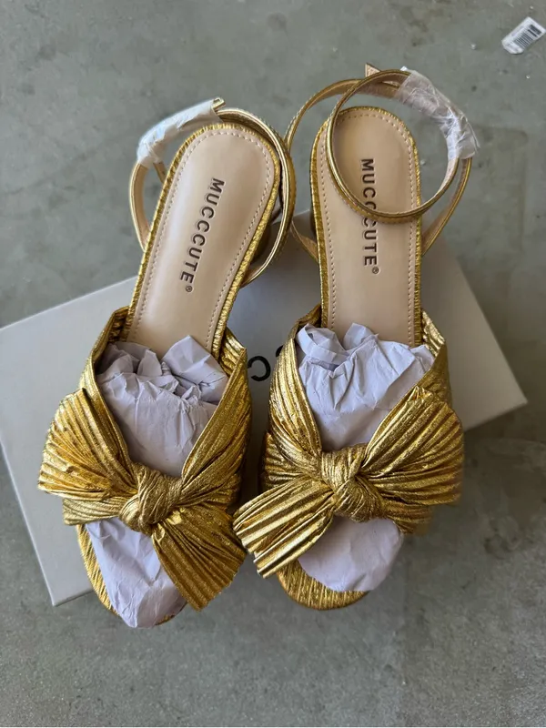 MUCCCUTE Women's Bow Knot Sandals Ankle Buckle Strap Chunky Heeled Size 6 - Image 3