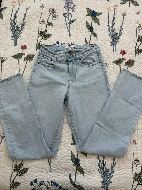 90s Abercrombie Jeans - Image 2