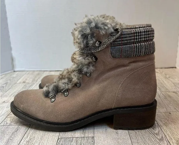 Sam Edelman Tan and Gray Winter Boots with Lace-Up Design and Cozy Collar - Image 3