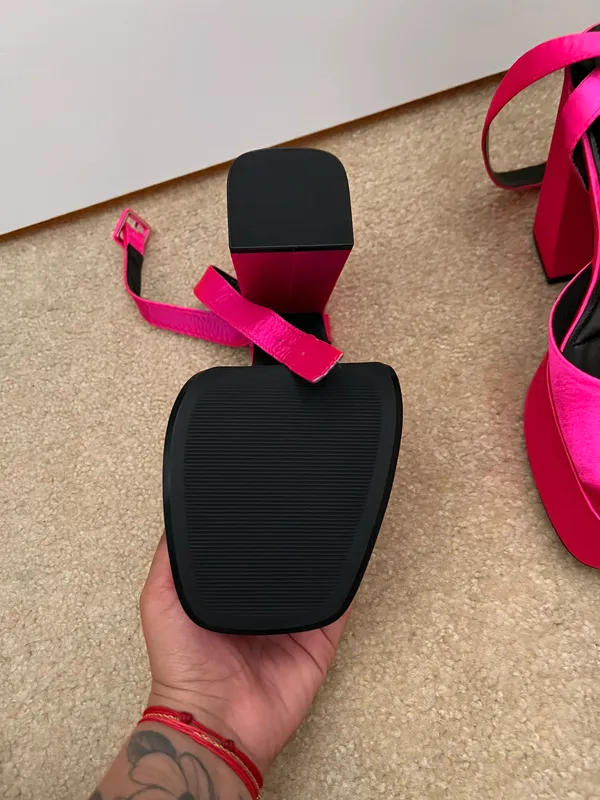 Bershka Platform Pink Heels - Image 3