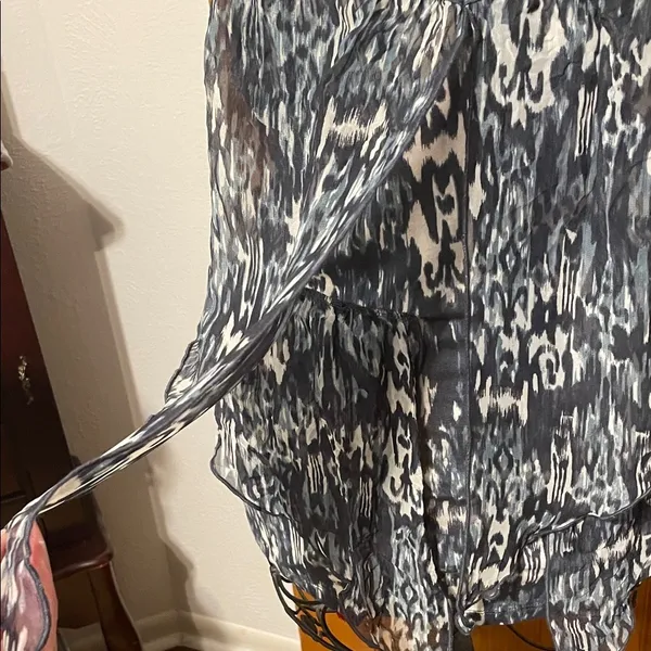 💨💨💨3 for 12$💨💨💨Mudd Black and White Patterned Camisole-Large - Image 3