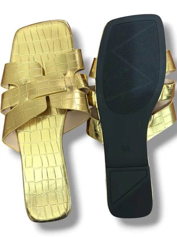 SHEIN | NWT Gold Croc-Embossed Slide Square Toe Beach Sandals (Size 42) - Image 4