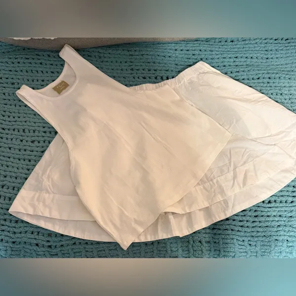 Free People free-est Milani Set Call Out the top is Medium skirt Small - Image 3