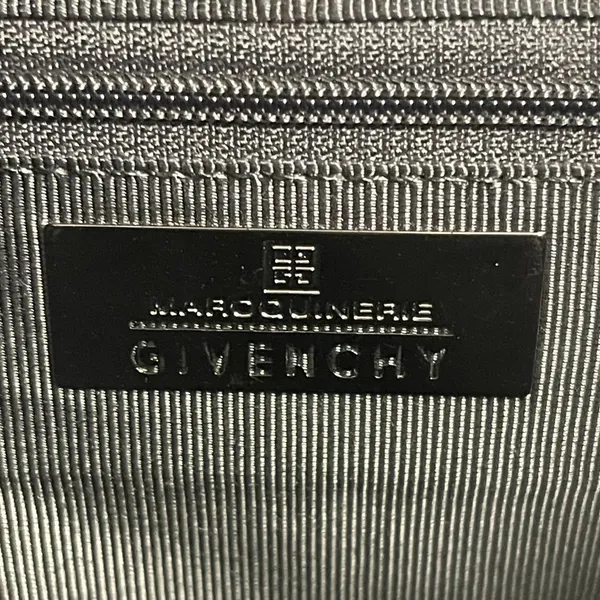 Givenchy Vintage Whip Leather Shoulder Bag - Black - Preowned - Image 4