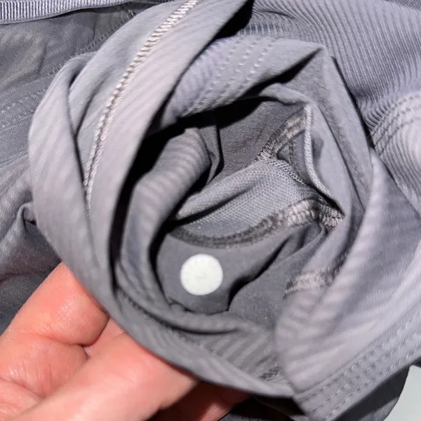 Lululemon, Gray Jogger Pants - Image 9