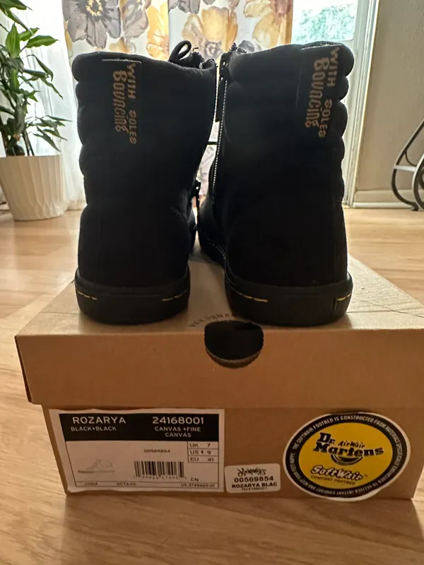 Rozarya Dr Martens - Image 3