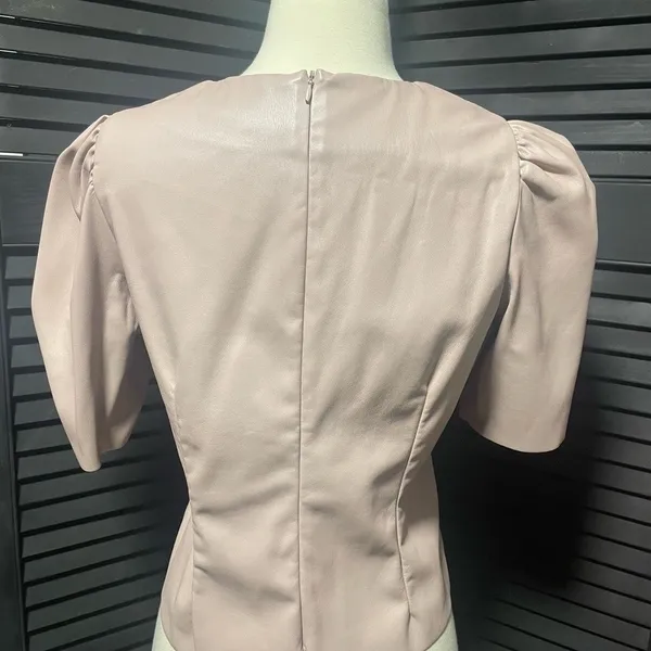 Lulus Mauve Faux Leather‎ Puff Sleeve Ruched Front Zipper Back Top Womens M - Image 3