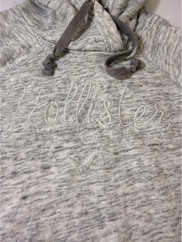 Hollister Women’s Gray Space Dye Pullover Hoodie Small Embroidered Logo Cozy - Image 4