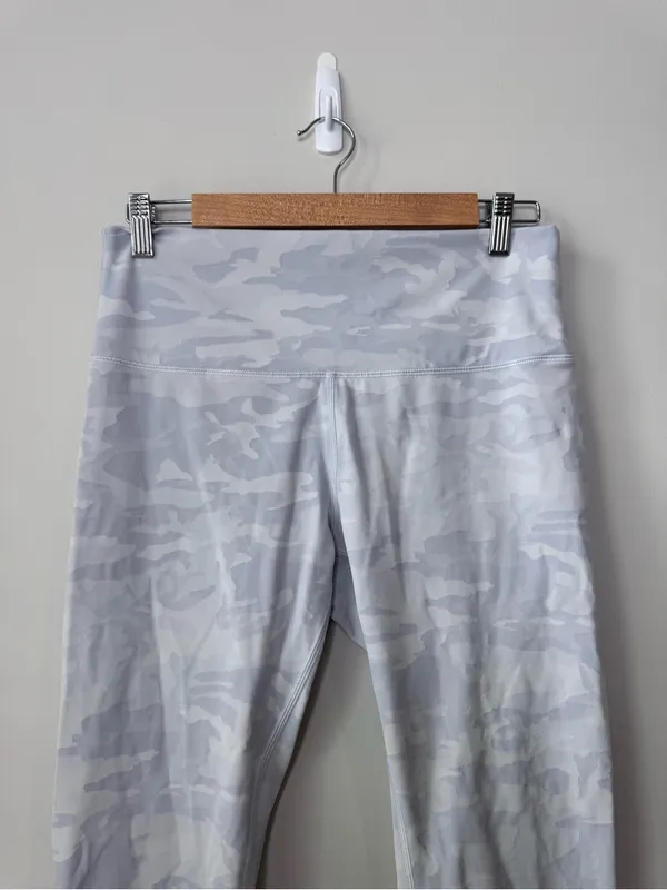 Lululemon Wunder Under High Rise Tight 28” - Image 3