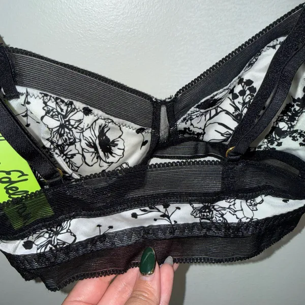 NWT $20 Sam Edelman Black & White Floral Mesh Pullover Microfiber Bralette S - Image 7