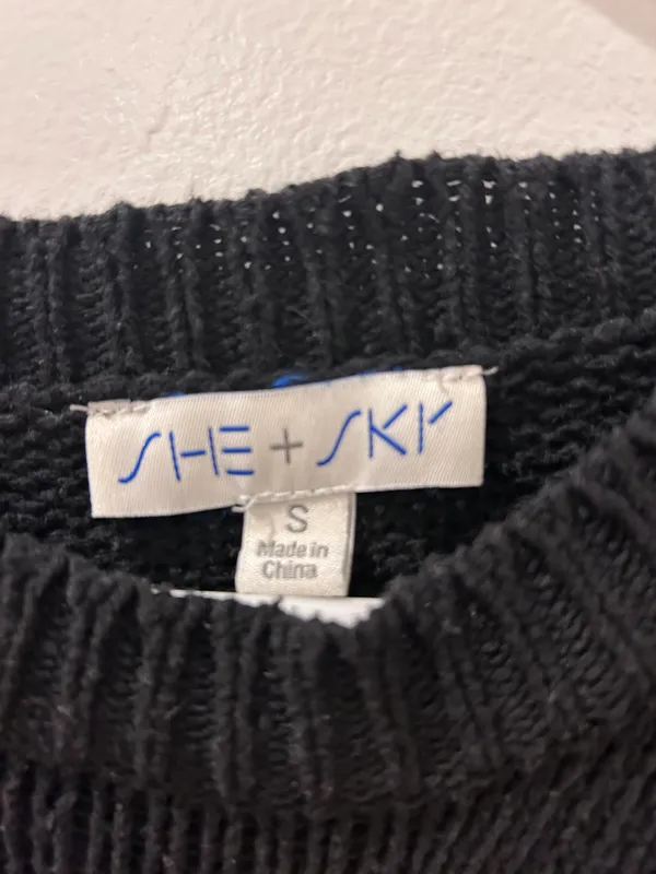 cropped black sweater  - Image 2