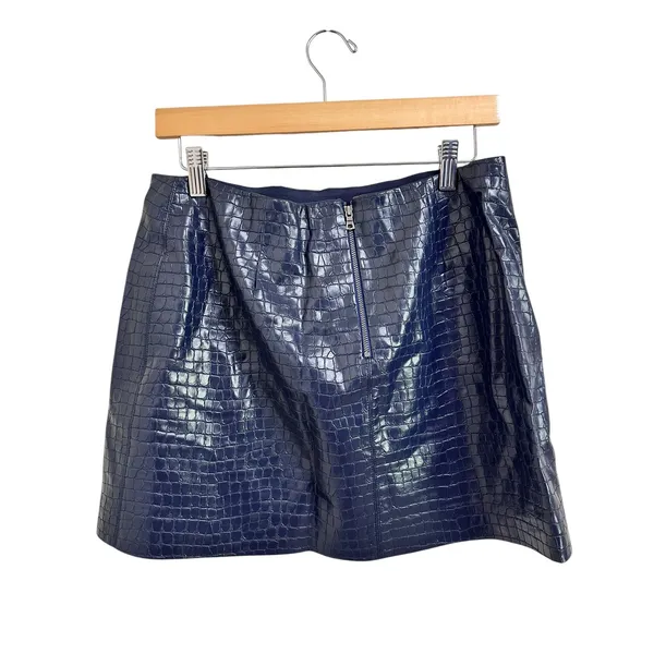 Alice + Olivia Elana Vegan Leather Mini Skirt Croc Embossed Navy Blue‎ Size 10 - Image 6
