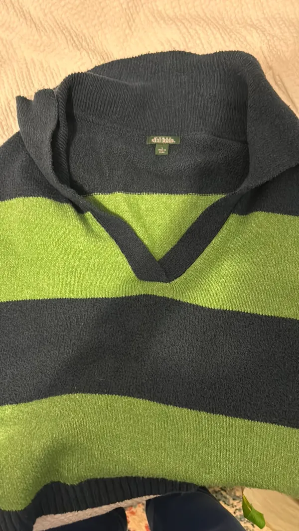 collared sweater Size L - Image 4