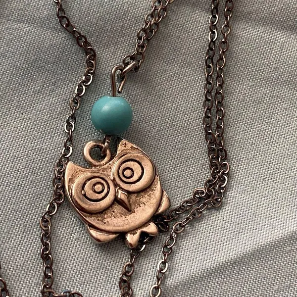 18” Silver Tone Necklace Owl Pendant With Blue Stone .5” H - Image 4