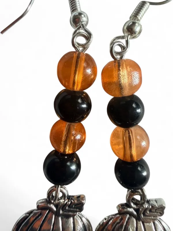 Handmade Halloween Pumpkin Jack-O’-Lantern Earrings 🎃 - Image 6