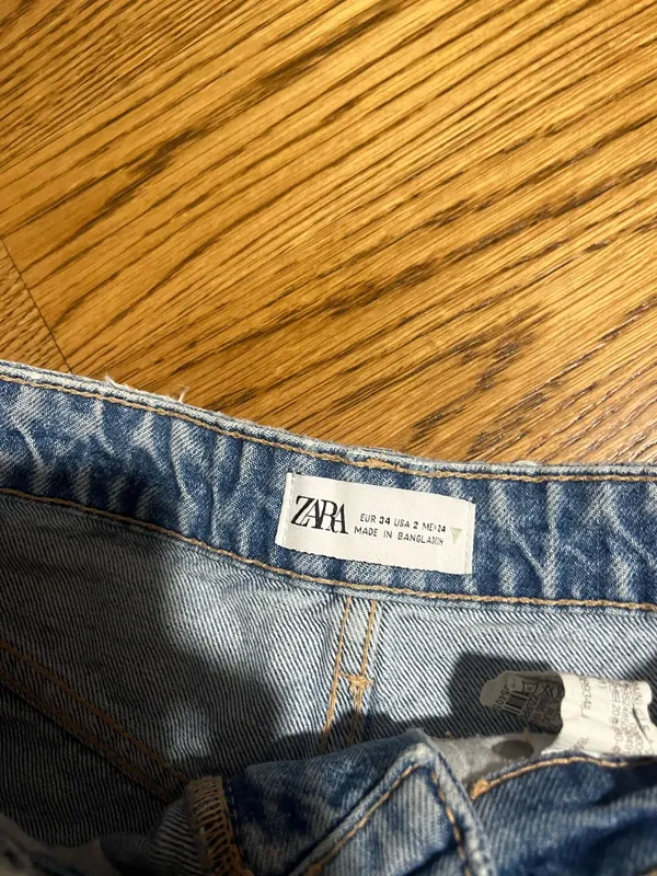 ZARA Jean Shorts High-Waisted - Image 3