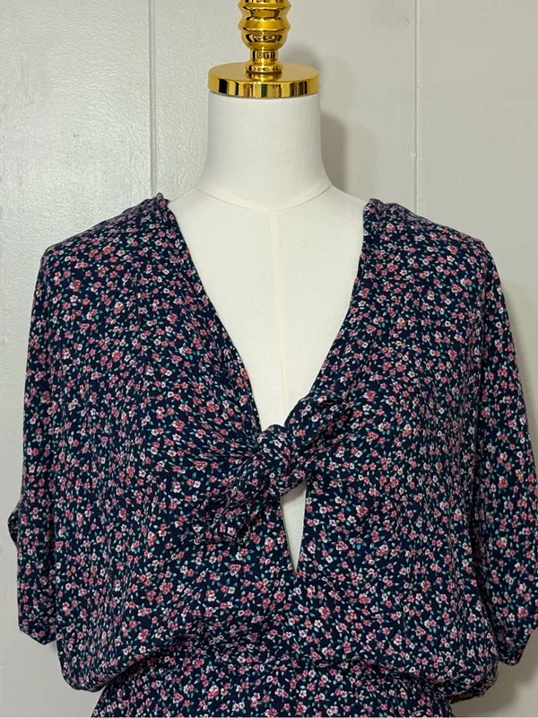 Rails Minka Wildflower Floral Tie Front Romper Navy Size S - Image 4