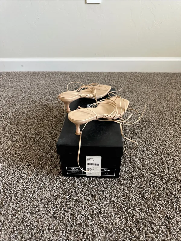 LPA Lucia Heel in Nude, Ankle-Tie Strappy Kitten Heel Sandal in Nude, size 6.5 - Image 6