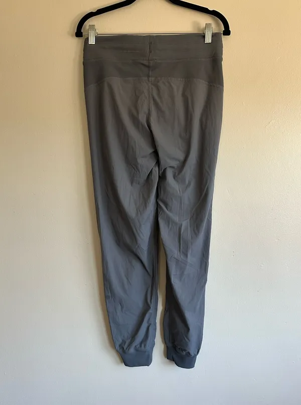 Lululemon Dance Studio Mid Rise Jogger 29” - Image 3