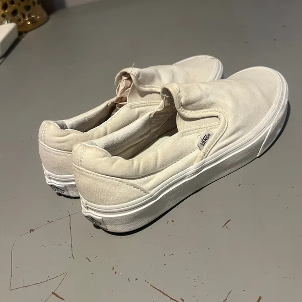 Vans Classic Slip-On White Canvas Sneakers Men’s 6.5 / Women’s 8 - Image 4