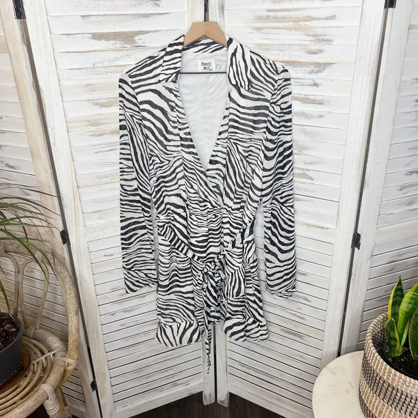 PRINCESS POLLY Women's 10 Marty Long Sleeve Faux Wrap Mini Dress Zebra Belted - Image 2