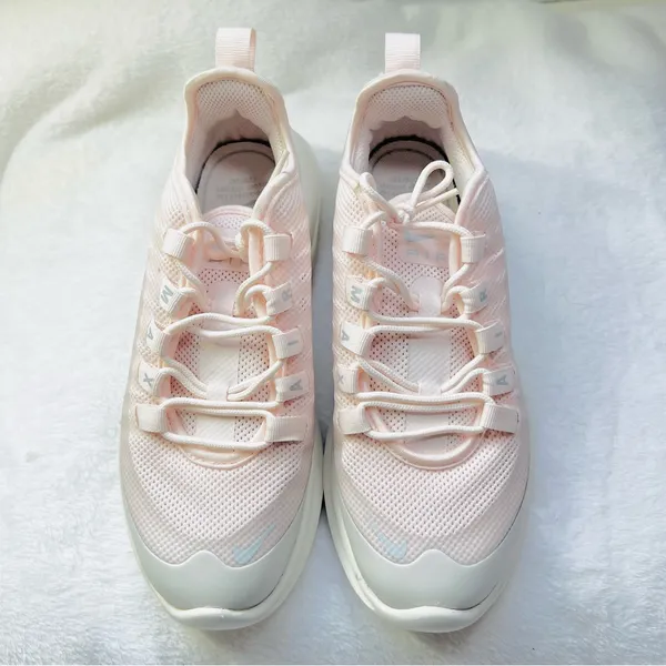 NIKE WMNS Air Max Axis Light Soft Pink Metallic Platinum - 5.5W - Image 4