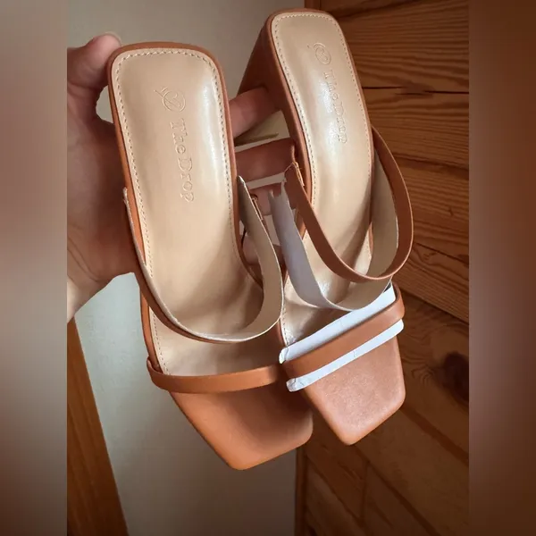 The Drop Avery Toffee Square Toe Two Strap High Heeled Sandal size 7 NWT - Image 3