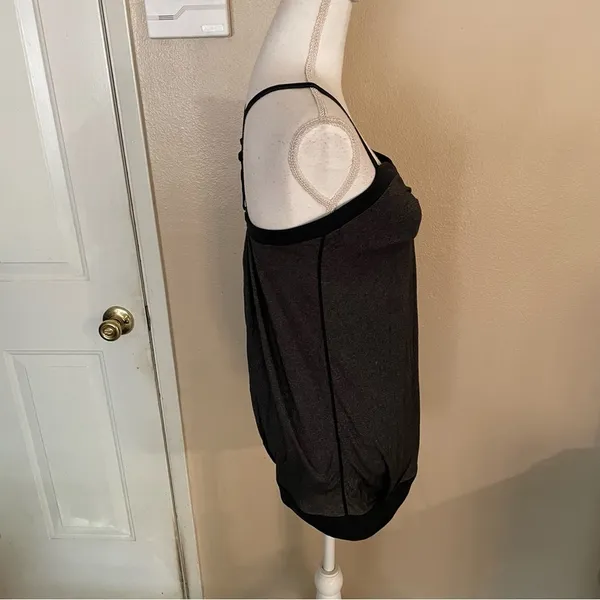 Lululemon Women’s Tank Top - Image 3