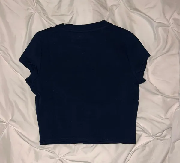Juicy Couture Size S Iconic Dump him baby tee cropped tshirt 2000s Y2K Blue NEW - Image 3