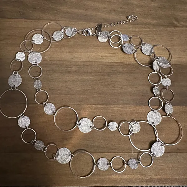 NY Collection silver ring and disk links necklace - Image 2