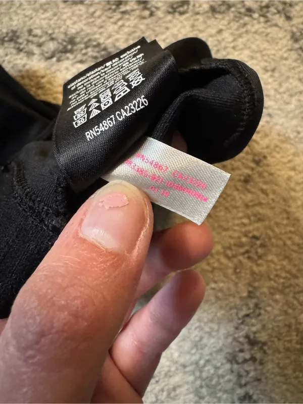 PINK Victoria's Secret Black Seamless Racerback Sports Bralette - Image 5