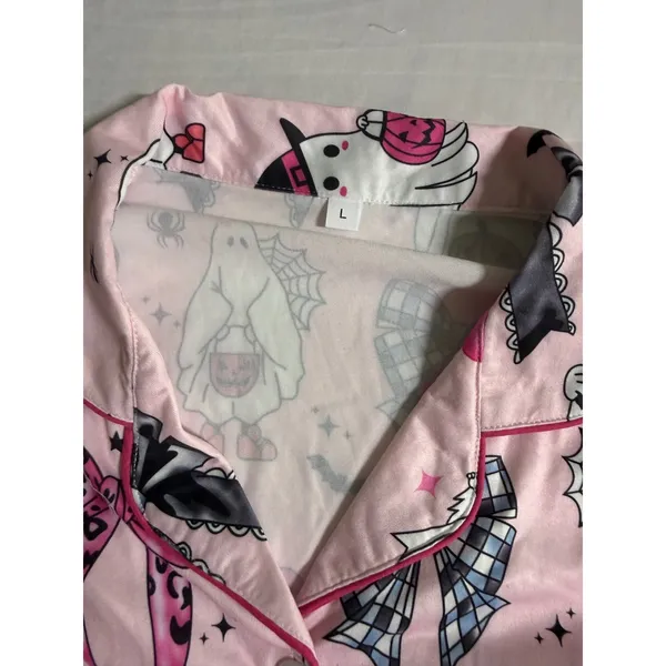 Pink Halloween Ghost Bow Pajama Set Short Sleeve Button Down Shorts Womens Large - Image 4