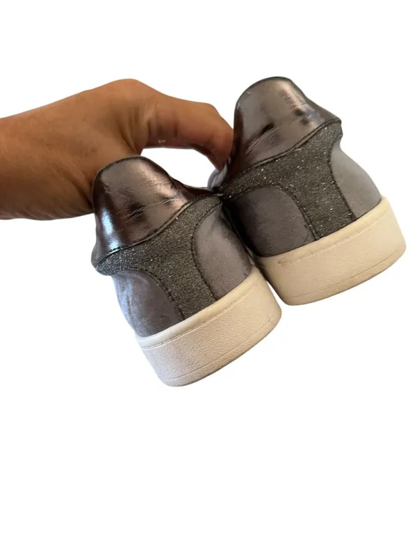 WHITE HOUSE BLACK MARKET Gray Velvet Sneakers Size 7 - Image 3
