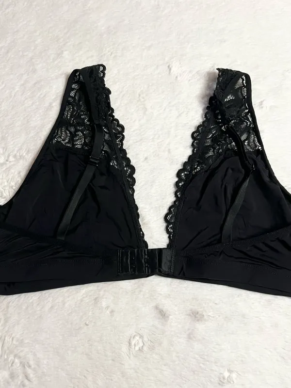 Xhilaration Black Deep Plunge Wire Free Lace Bralette Size Large - Image 13