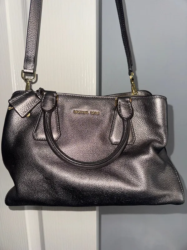 Michael Kors Purse Silver Metallic - Image 3