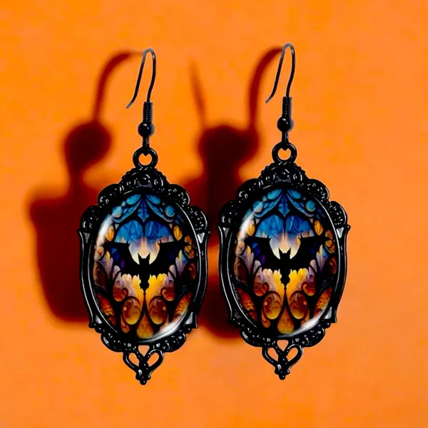 Vintage Cameo Style Gothic Bat Earrings‎ Glass Encased Alloy & Iron Hook - Image 9