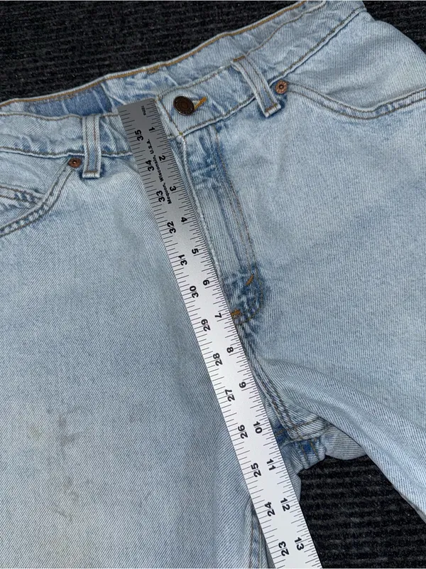 Vintage 90s Levis 950 Orange Tab Relaxed Denim Shorts Distressed 6 / 26 USA Made - Image 10