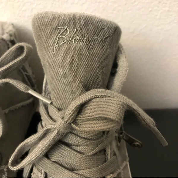 Blowfish Womens size 8 Malibu Hi Top Sneakers Gray Zip Boho Shoes Boho - Image 5
