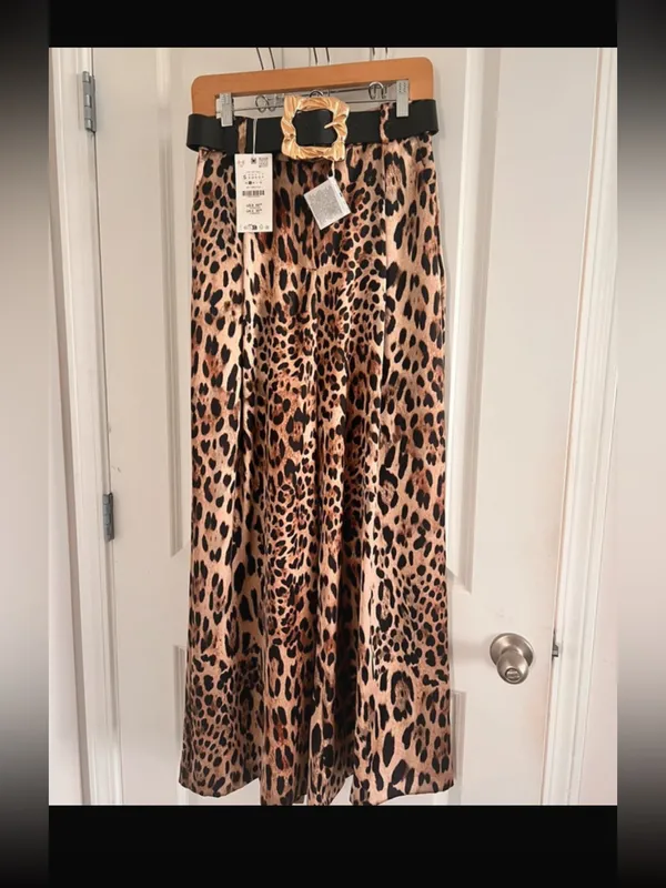 Zara Leopard-Print Wide-Leg Pants in Brown and Black - Image 3