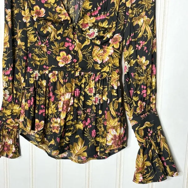 Anthropologie Floral Peplum Blouse V-Neck Button Front Flared Cuff Top Black - Image 5