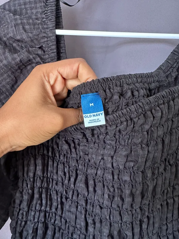 Old Navy puff sleeve  - Image 3