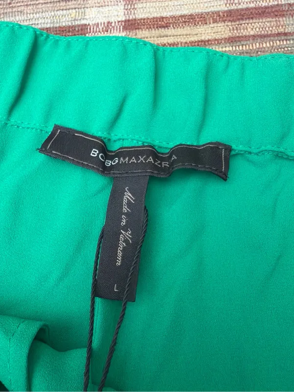BCBG Bright Green Athletic Shorts with Elastic Waist - Image 3