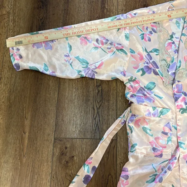 VTG Victorias Secret‎ Gold Label Floral Satin Robe Lace Light Pink Romantic sz M - Image 12