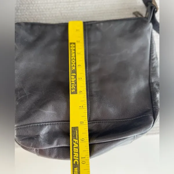 Vintage 90’s Albi Black Hobo Bag with Square Brass Details - Image 4