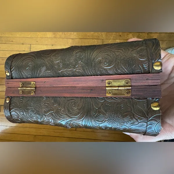 Vintage Brown‎ Leather Wood Handbag EUC - Image 3