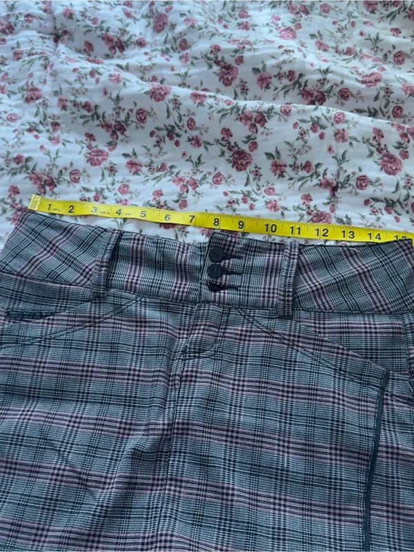 Y2K Plaid Mini Skirt in Grey with Subtle Pink Stripe - Image 4