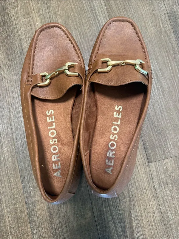 AEROSOLES Brown Leather Loafers with Gold Hardware - Image 2